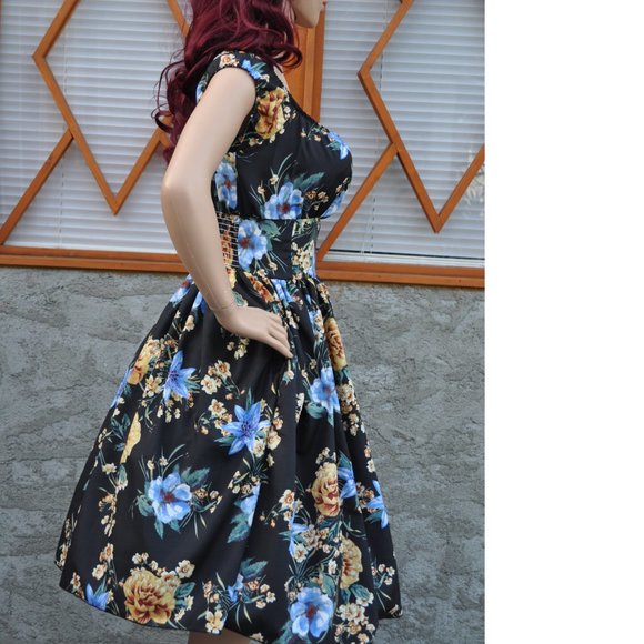 Women's Peasant Dress low shoulder Retro vintage 1950's pinup swing style - Picture 3 of 6